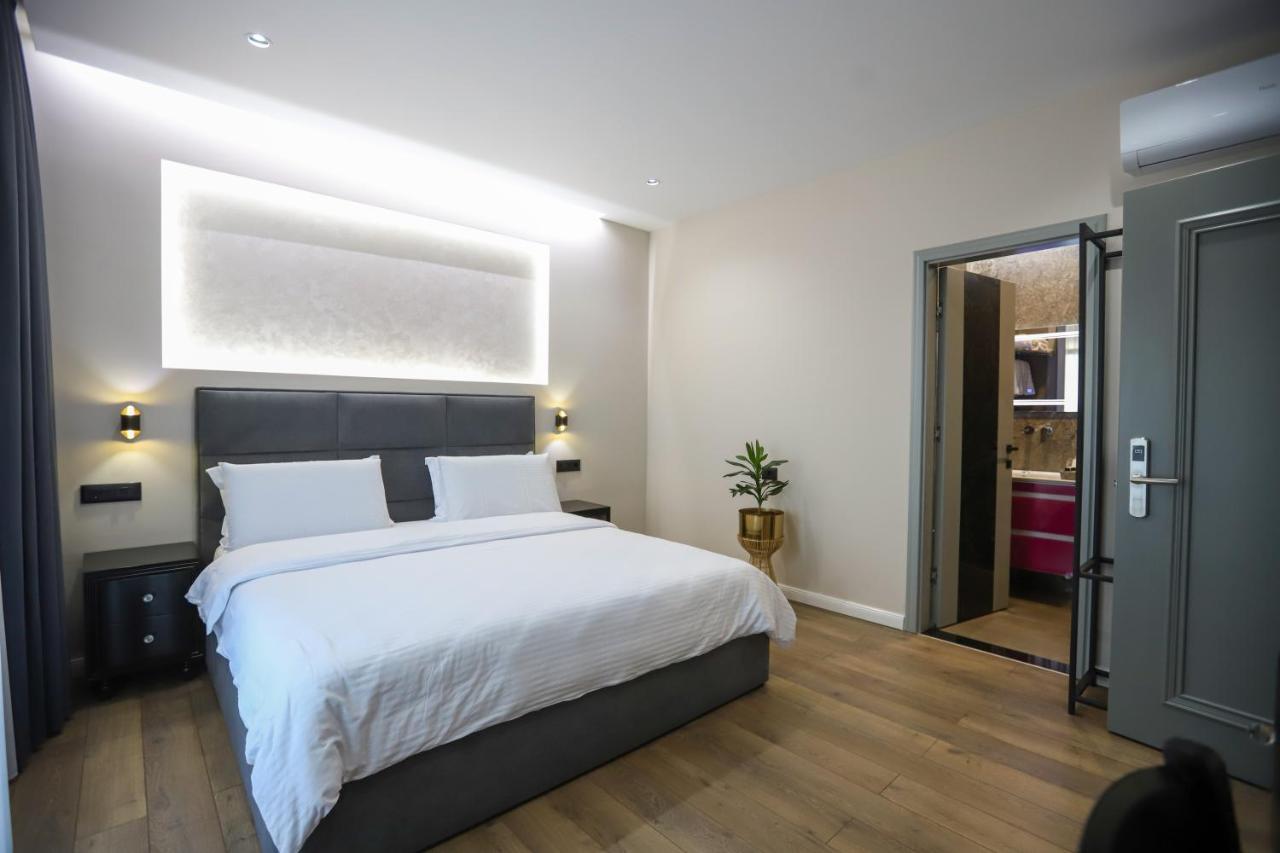 Imperator 4* Tirana